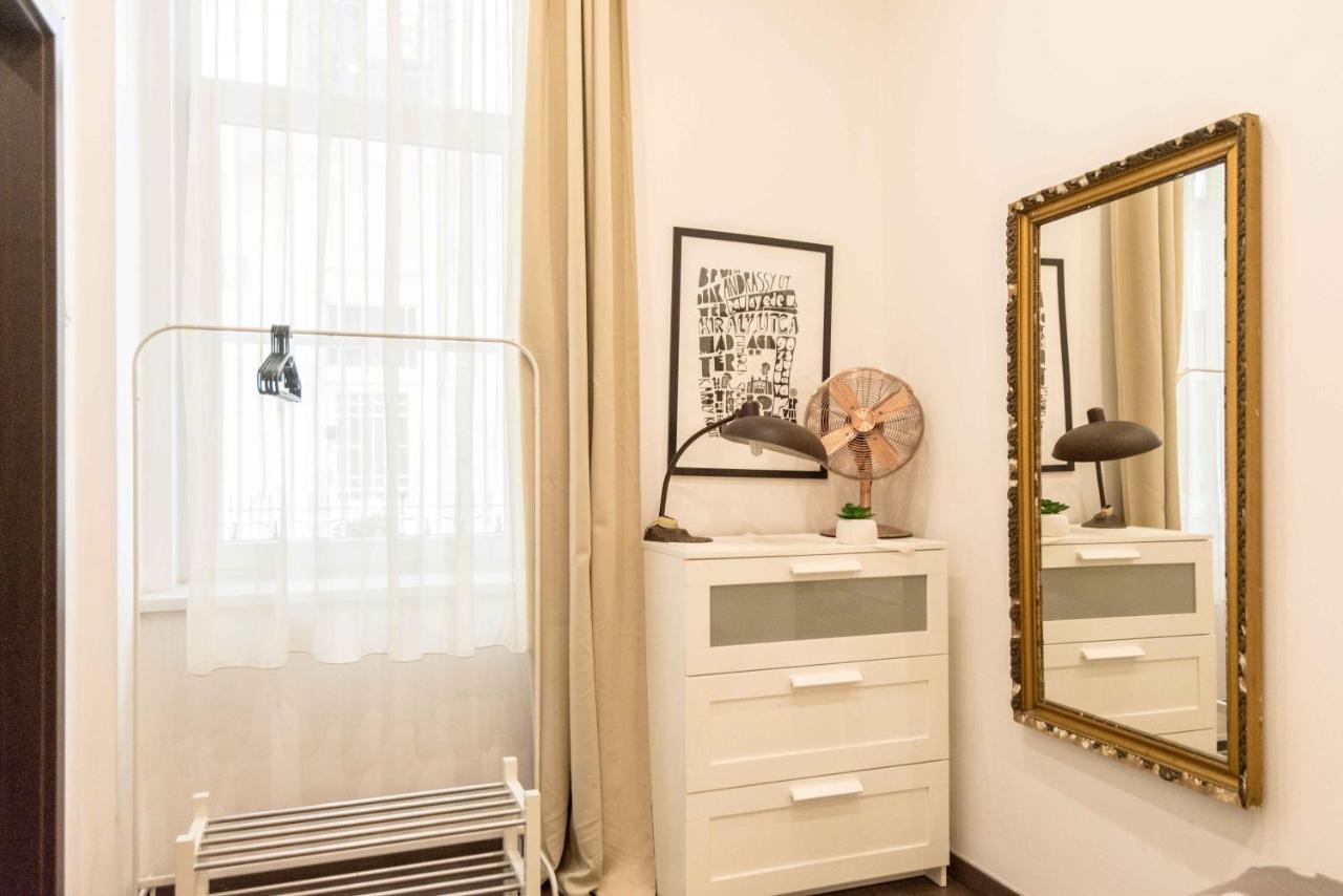 Paulay Design Apartment Boedapest Buitenkant foto